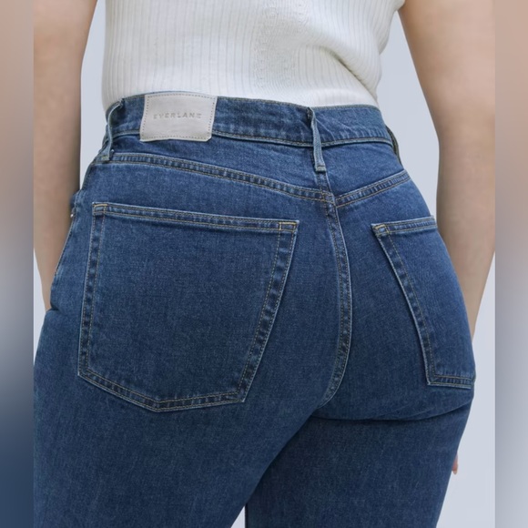 Curvy Original Cheeky Straight Jean in Washed Midnight - Picture 4 of 5